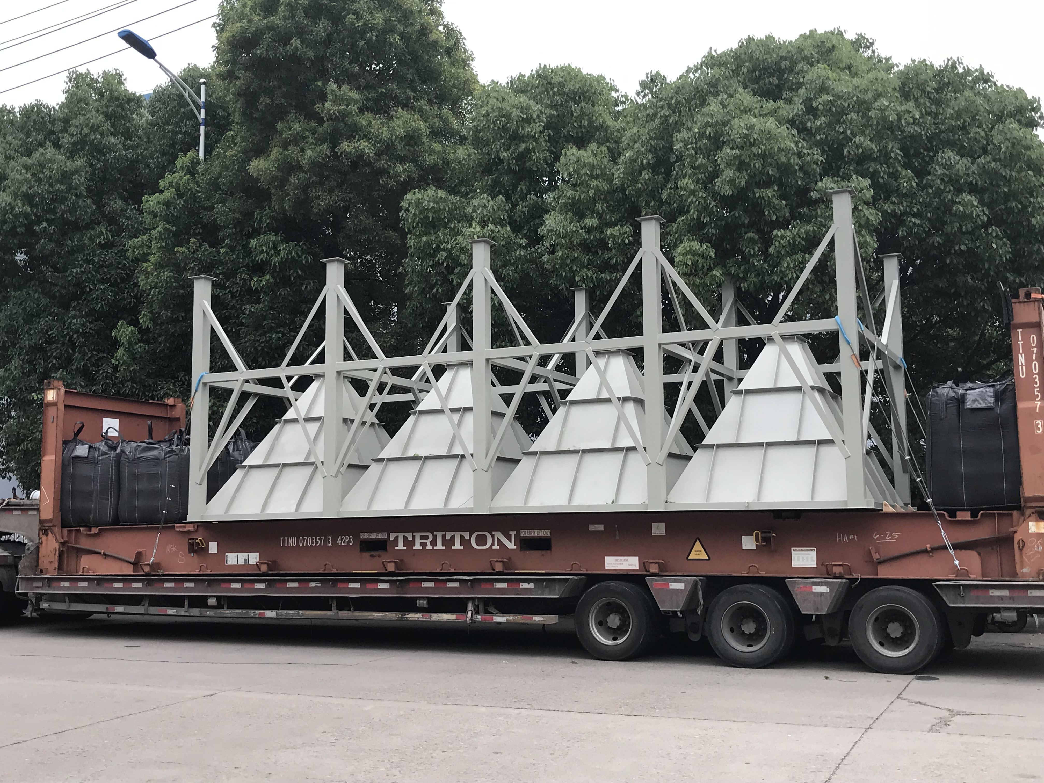 重大進展！光伏廢氣處理設備正式發往客戶現場